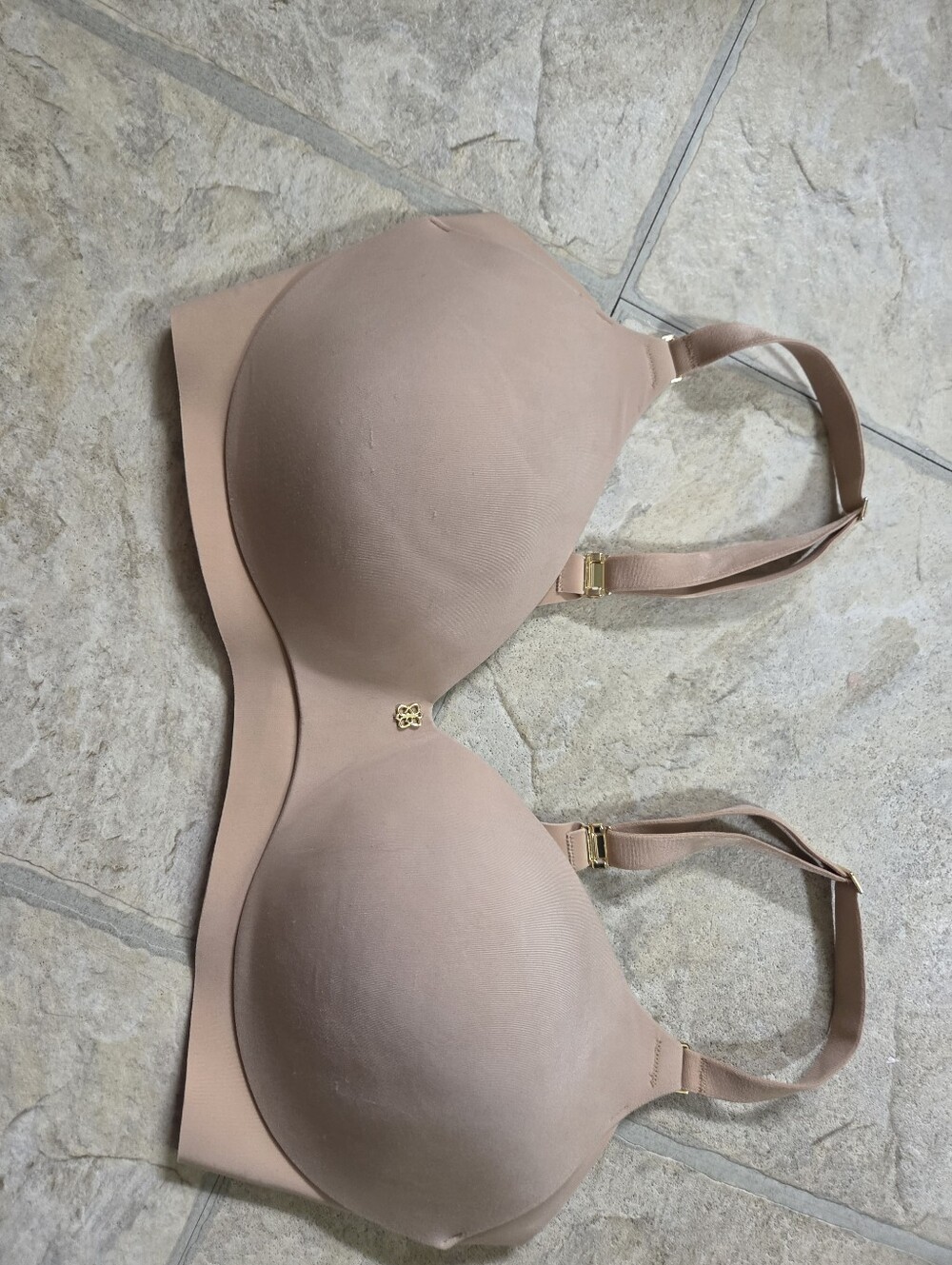 Honeylove Smooth Nude Moulded T-Shirt Bra with Gold Accent 34d